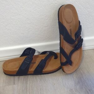 NWOT Cushionaire Black Leather W11